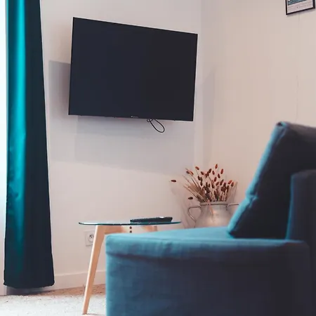 Le Pop Art- Petit Nid Douillet Daire